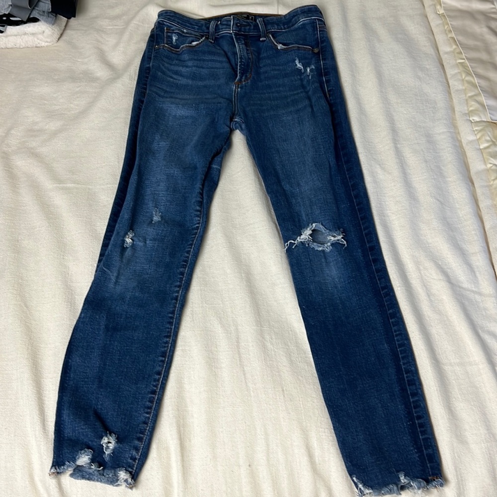 Abercrombie High Rise Ankle jean